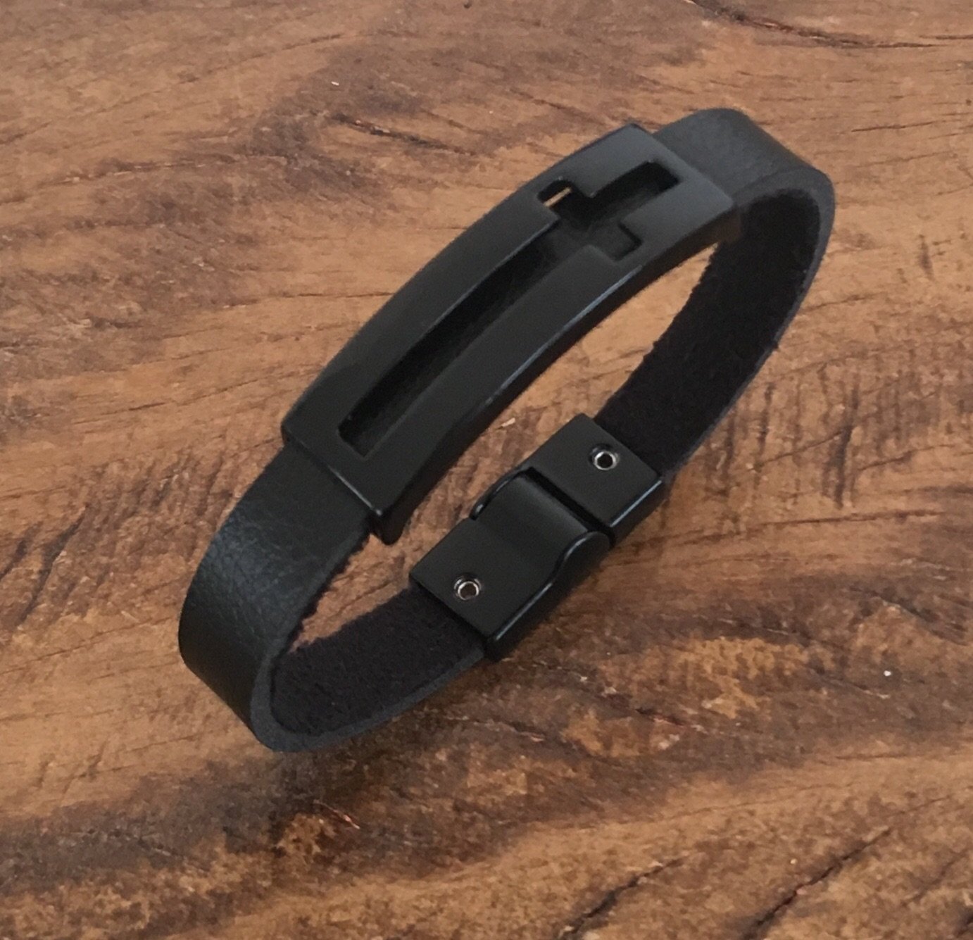 Pulseira Masculina de Couro - Universo Maschio