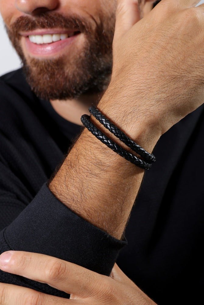 Pulseira Masculina Preta em Couro - Universo Maschio