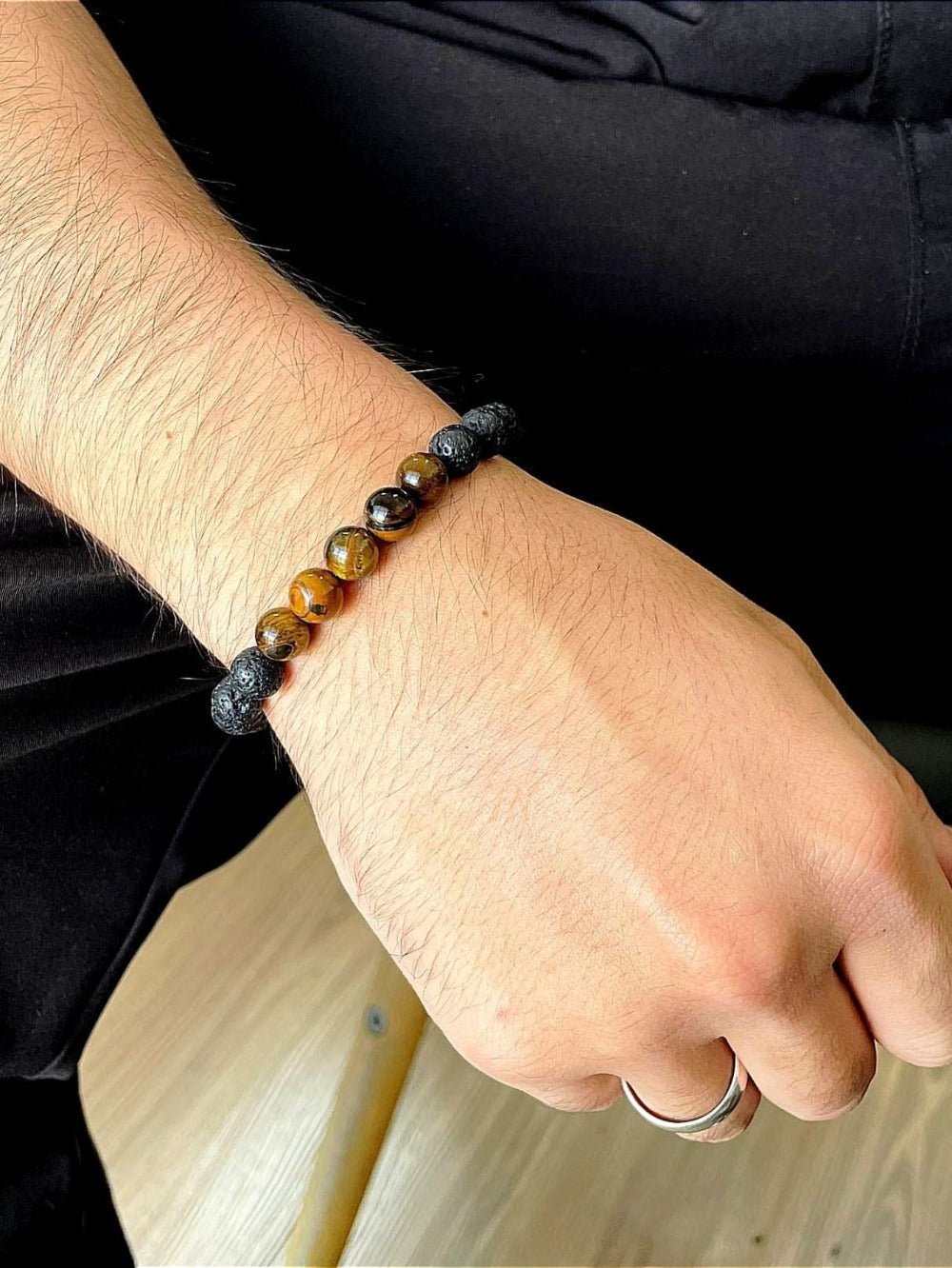 Pulseira Pedras Olho de Tigre e Vulcânicas Cod. 06105 - Universo Maschio