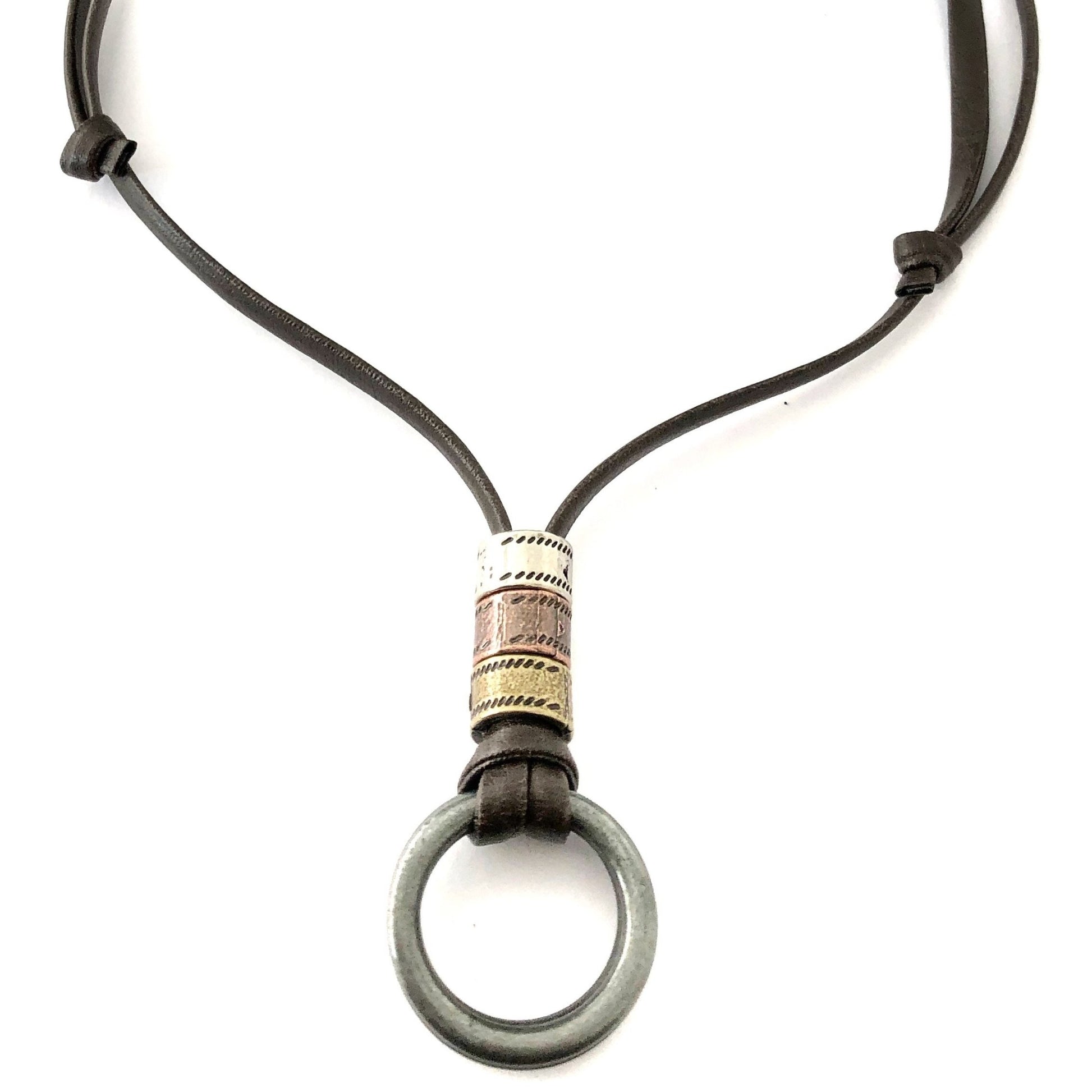 Cordão Masculino Universo Maschio de Couro Cod. 07186 - Universo Maschio